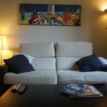 Aparteasy - Montjuic & Fira *